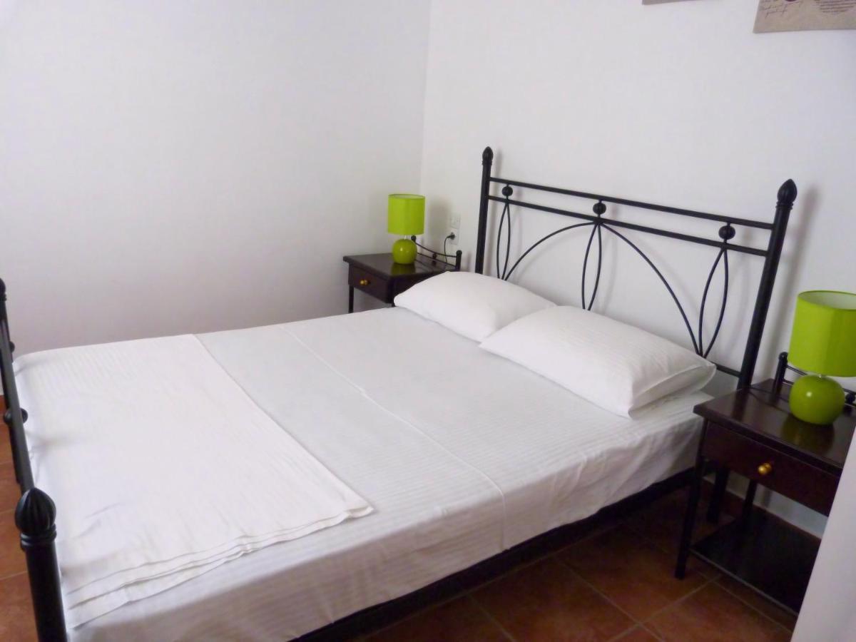 Ioli Apartments Alopronia Esterno foto