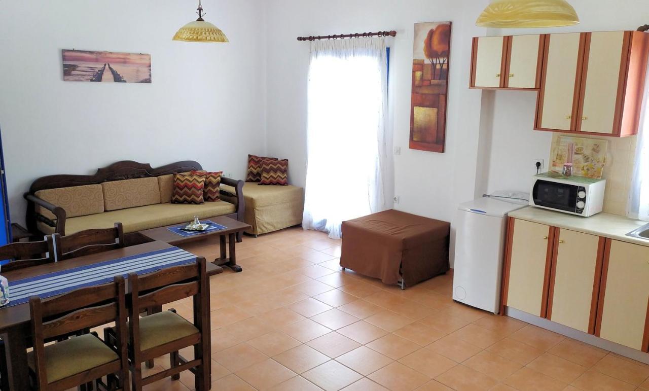 Ioli Apartments Alopronia Esterno foto