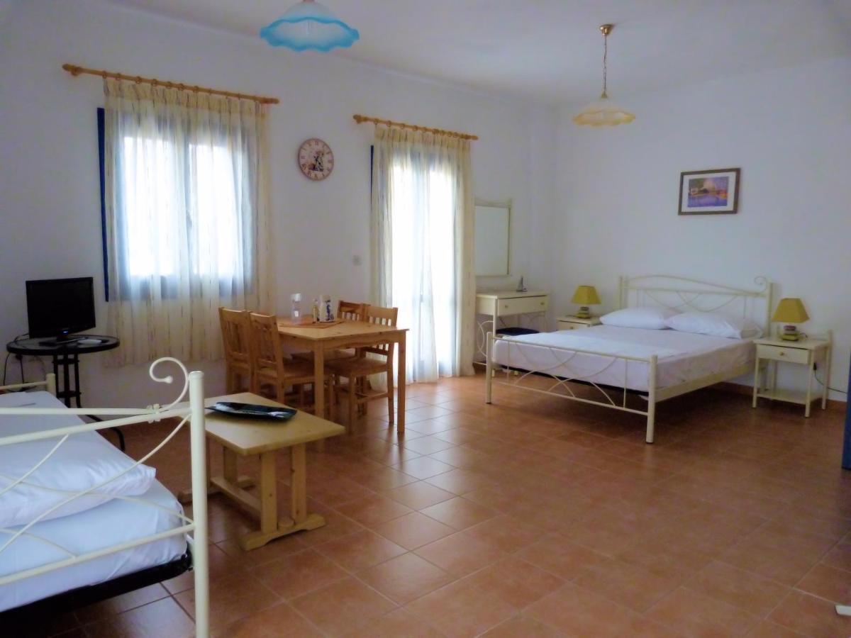 Ioli Apartments Alopronia Esterno foto