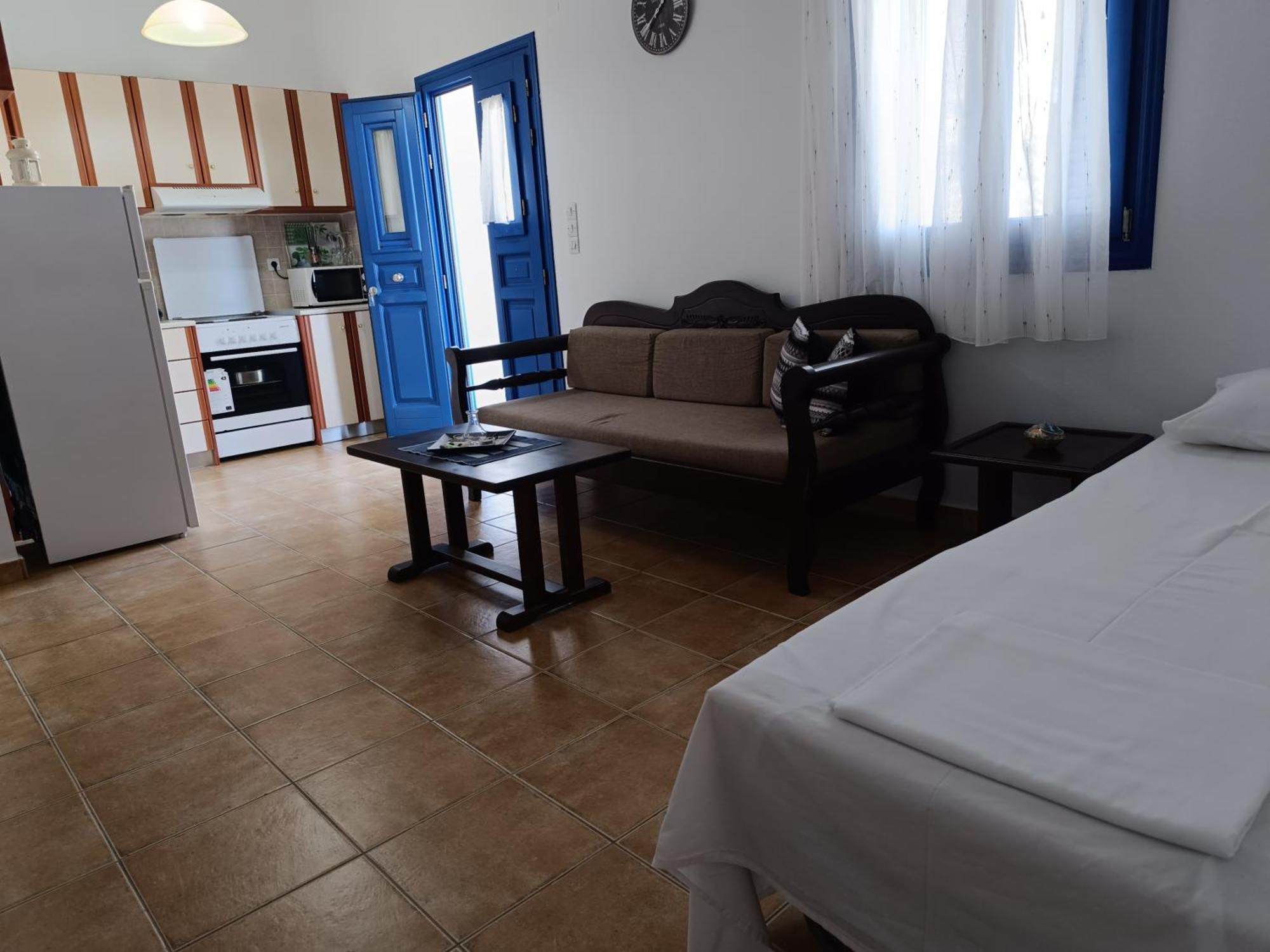 Ioli Apartments Alopronia Esterno foto